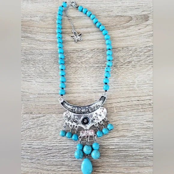 Silver Pewter & Turquoise Necklace, boutique - Picture 4 of 6